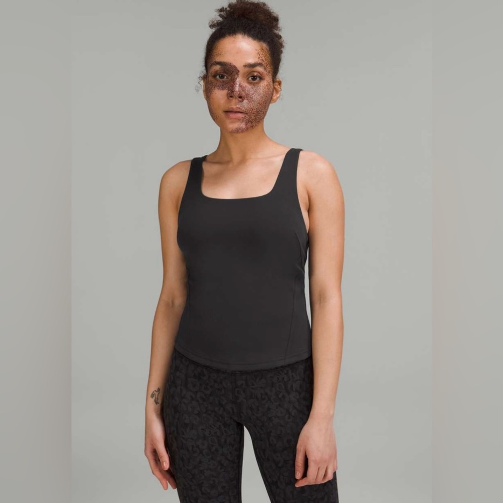 Lululemon InStill Tank Top, Size 10 💥Like New💥